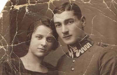 Flux Kontext Apps - Photo Restoration - Input image